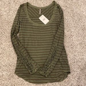 NWT Free People Crochet Detailed Sleeve Top - Medium